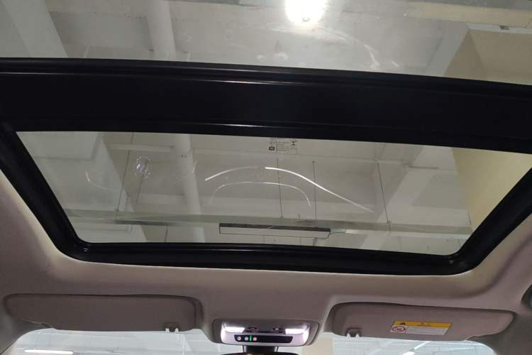 Used Buick LaCrosse 2020 652T Luxury Version Headliner