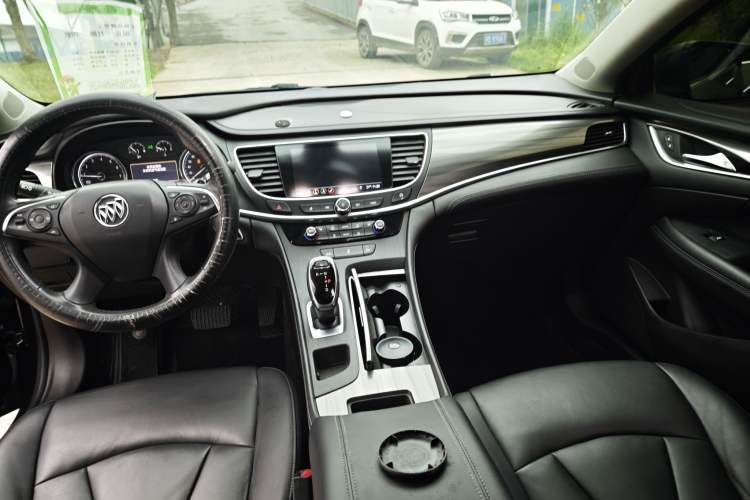Used Buick LaCrosse 2020 652T Luxury Version Interior 3