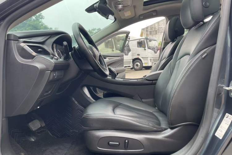 Used Buick LaCrosse 2020 652T Luxury Version Interior 3
