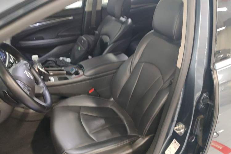 Used Buick LaCrosse 2020 652T Luxury Version Left Front Seat