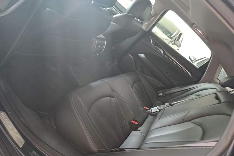 Used Buick LaCrosse 2020 652T Luxury Version Left Rear Seat