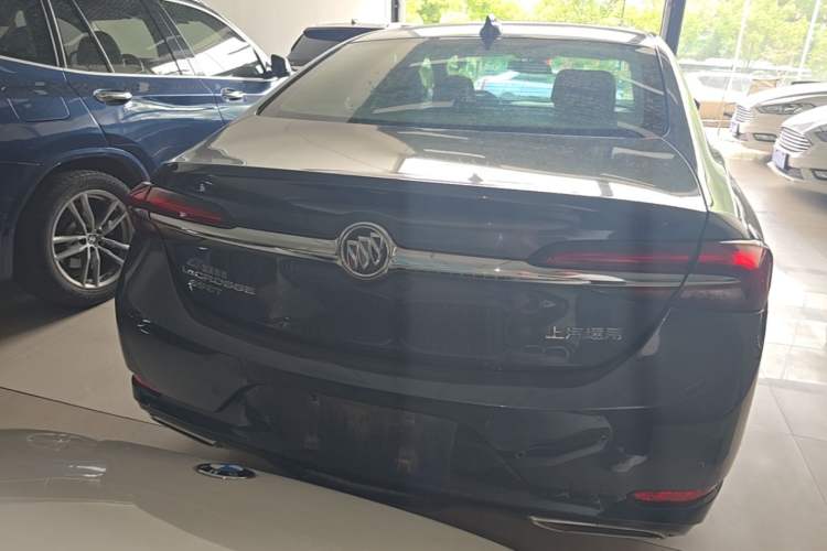 Used Buick LaCrosse 2020 652T Luxury Version Rear
