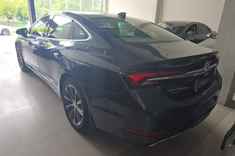 Used Buick LaCrosse 2020 652T Luxury Version Rear Left 45 Deg