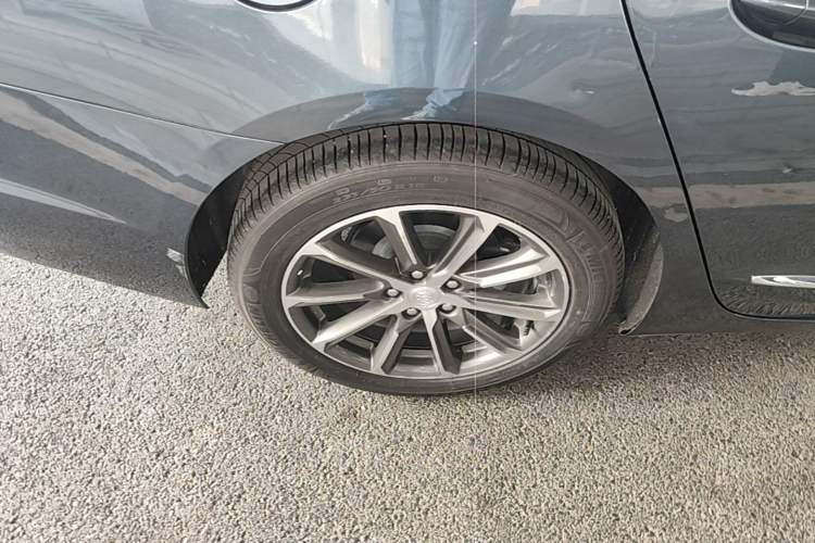 Used Buick LaCrosse 2020 652T Luxury Version Right Rear Wheel Hub