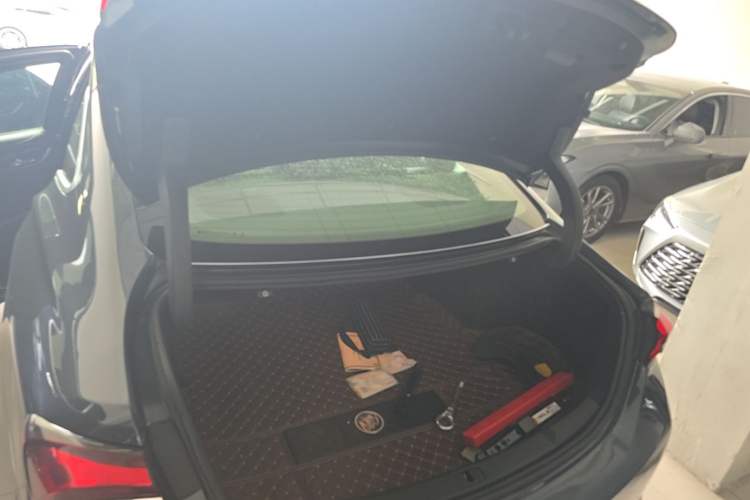 Used Buick LaCrosse 2020 652T Luxury Version Trunk