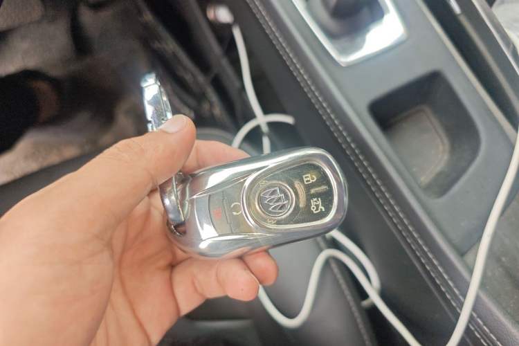 Used Buick LaCrosse 2020 652T Luxury Version Vehicle Key