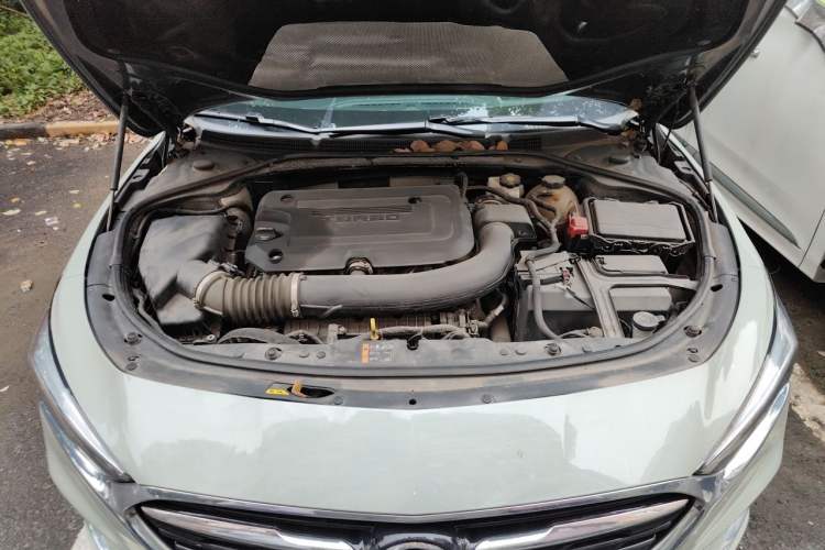 Used Buick LaCrosse 2020 652T Prestige Edition Engine Bay