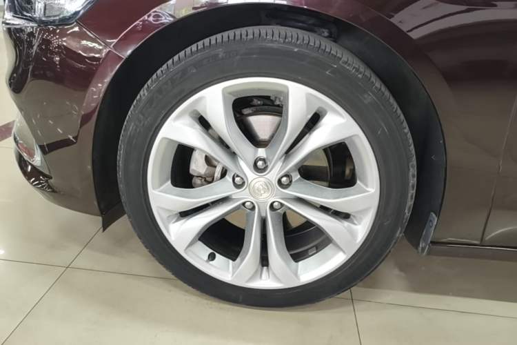 Used Buick LaCrosse 2020 Avenir Avia Flagship Model Exterior 4