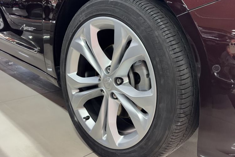 Used Buick LaCrosse 2020 Avenir Avia Flagship Model Exterior 7