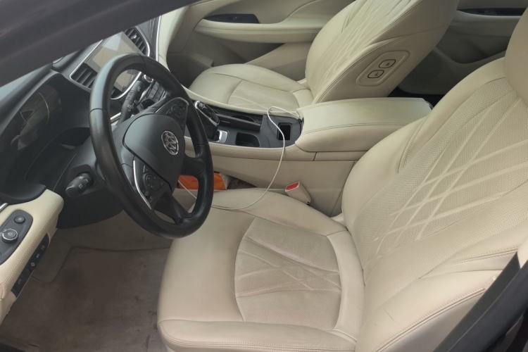 Used Buick LaCrosse 2020 Avenir Avia Flagship Model Left Front Seat