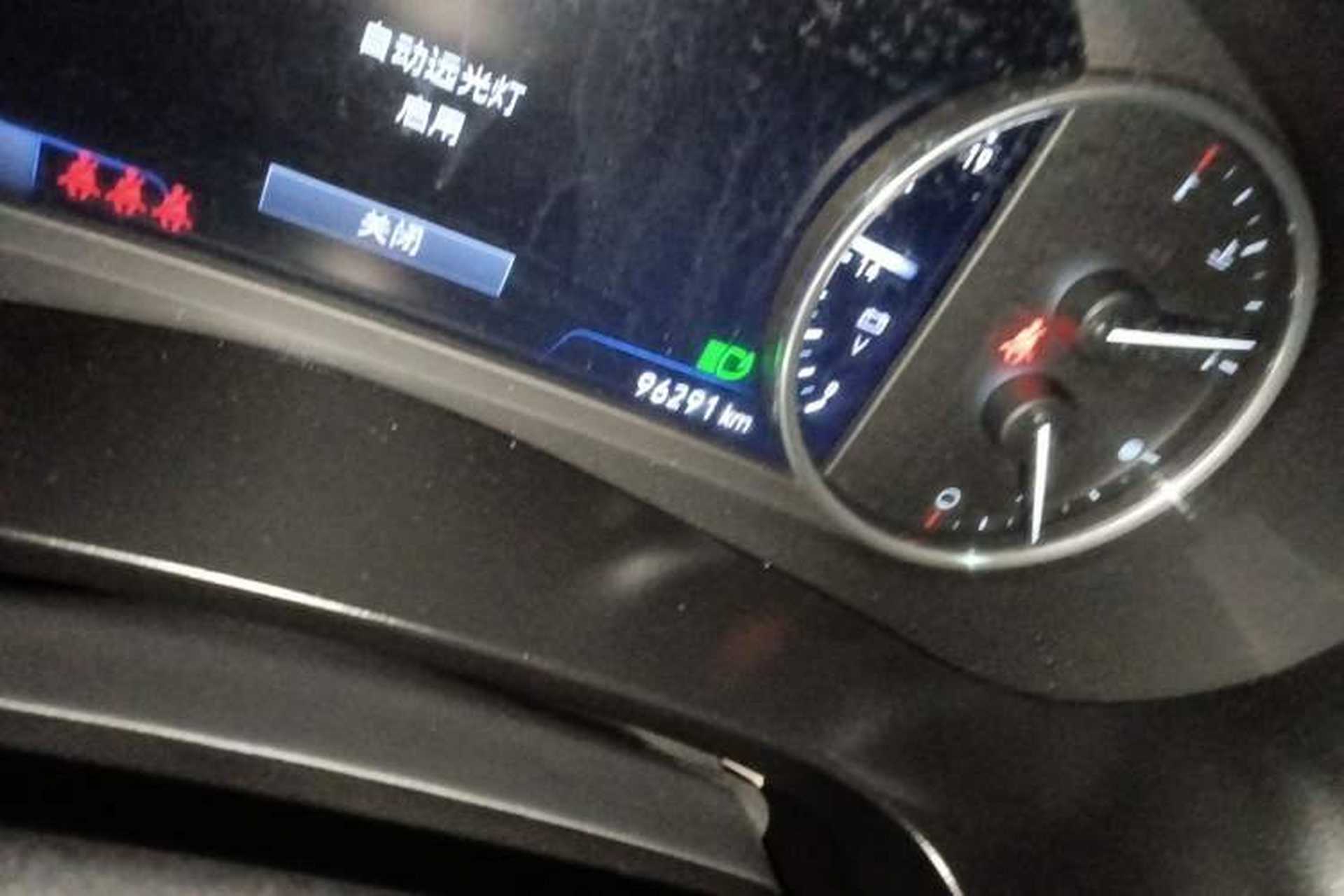 Used Buick LaCrosse 2020 Avenir Avia Flagship Model Odometer Close Up