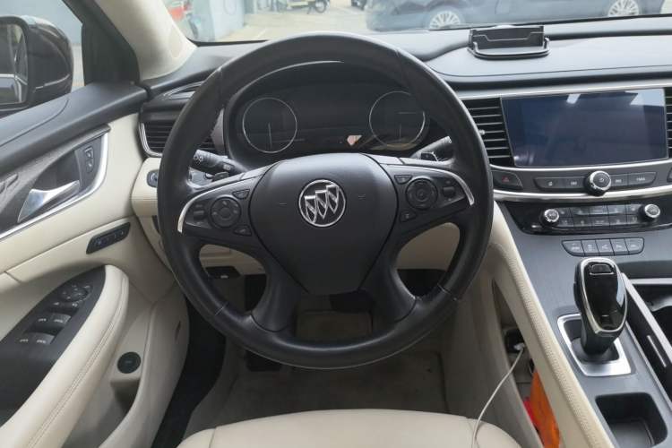 Used Buick LaCrosse 2020 Avenir Avia Flagship Model Steering Wheel