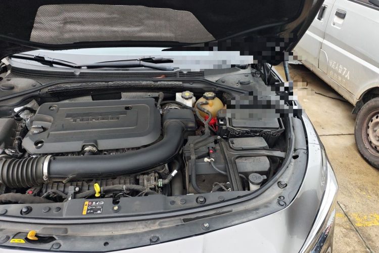 Used Buick LaCrosse 2020 652T Luxury Version Engine Bay Left
