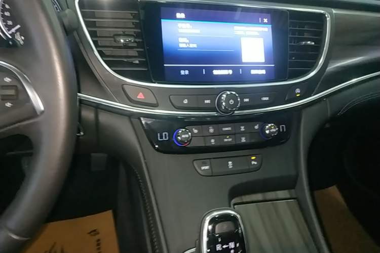 Used Buick LaCrosse 2021 652T Luxury Model Audio And AC Panel