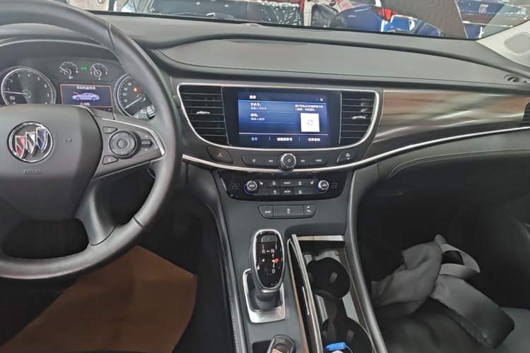 Used Buick LaCrosse 2021 652T Luxury Model Audio And AC Panel