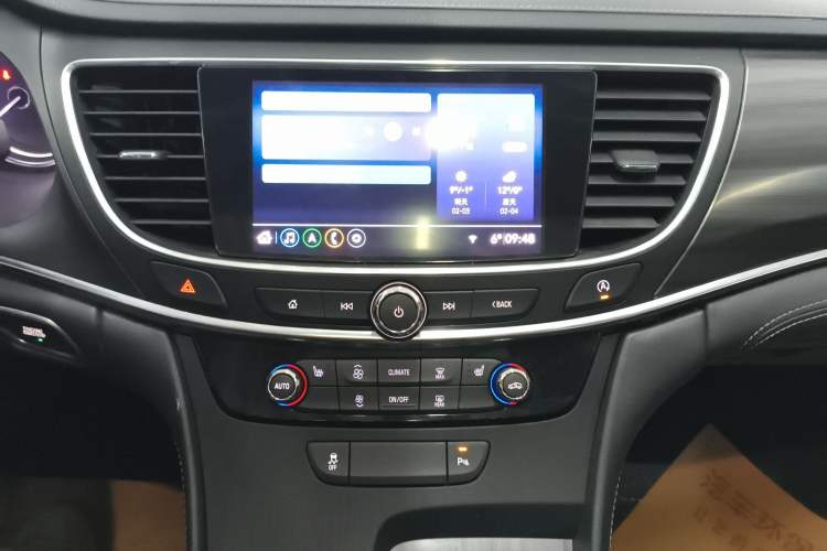 Used Buick LaCrosse 2021 552T Luxury Version Audio And AC Panel