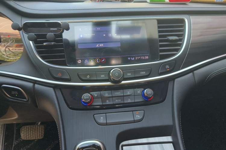 Used Buick LaCrosse 2021 552T Luxury Version Audio And AC Panel