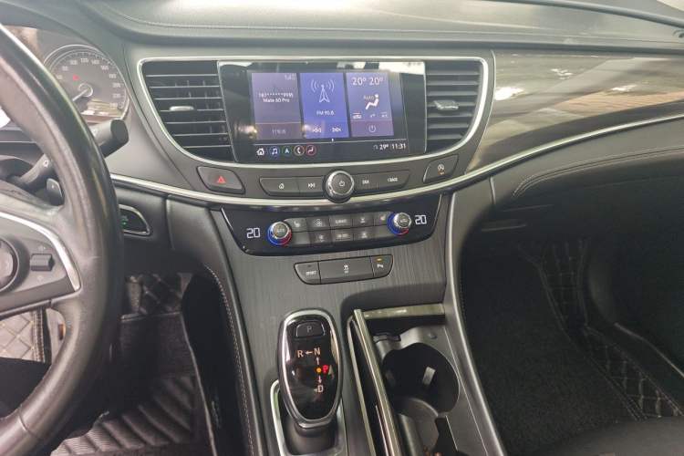 Used Buick LaCrosse 2021 652T Luxury Model Audio And AC Panel