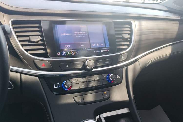 Used Buick LaCrosse 2021 552T Luxury Version Audio And AC Panel