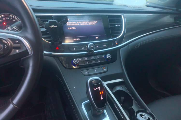 Used Buick LaCrosse 2021 652T Luxury Model Audio And AC Panel