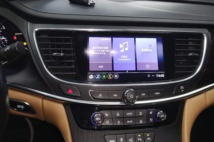 Used Buick LaCrosse 2021 652T Premium Edition Audio And AC Panel