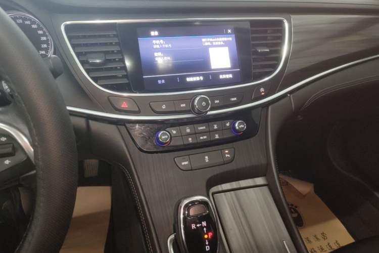 Used Buick LaCrosse 2021 652T Luxury Model Audio And AC Panel