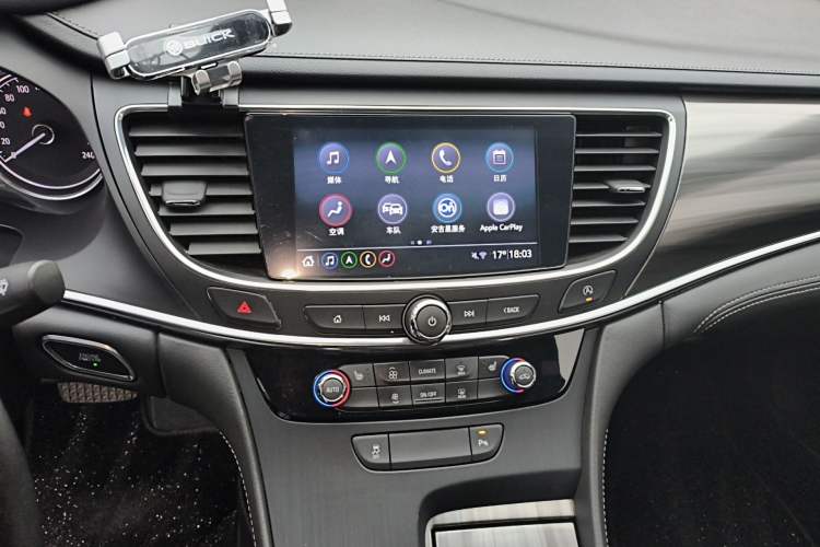 Used Buick LaCrosse 2021 552T Luxury Version Audio And AC Panel