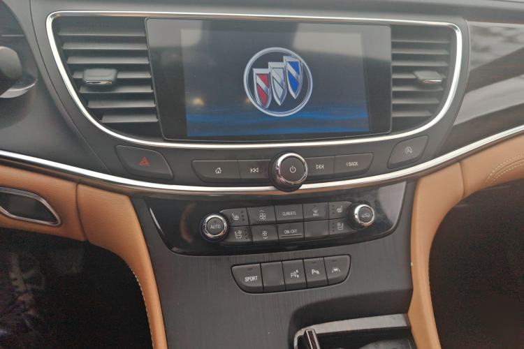 Used Buick LaCrosse 2021 652T Premium Edition Audio And AC Panel
