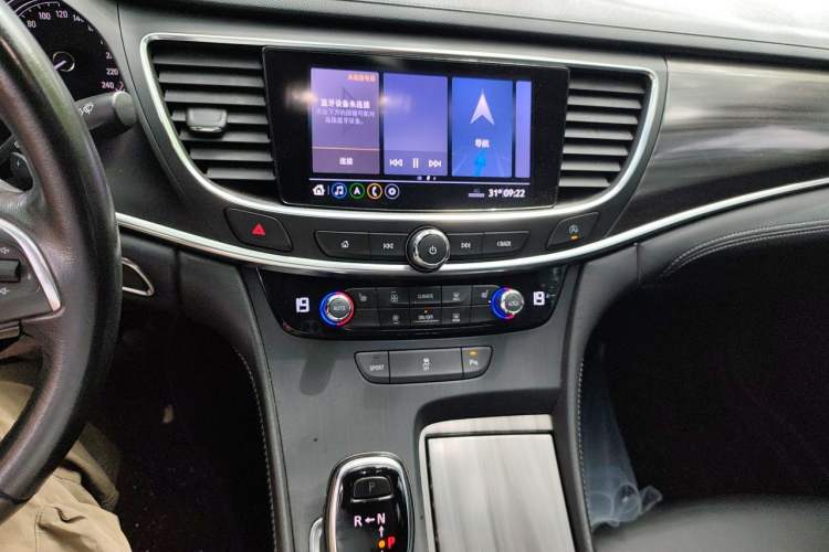 Used Buick LaCrosse 2021 652T Luxury Model Audio And AC Panel