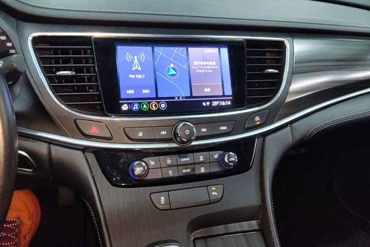 Used Buick LaCrosse 2021 552T Luxury Version Audio And AC Panel