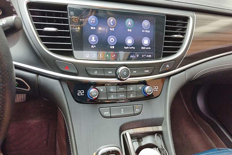 Used Buick LaCrosse 2021 652T Luxury Model Audio And AC Panel