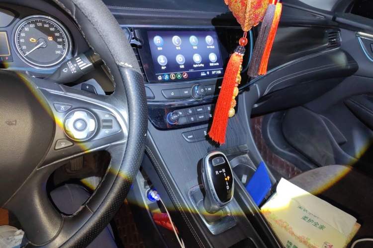 Used Buick LaCrosse 2021 652T Luxury Model Audio And AC Panel