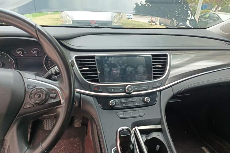 Used Buick LaCrosse 2021 652T Luxury Model Audio And AC Panel
