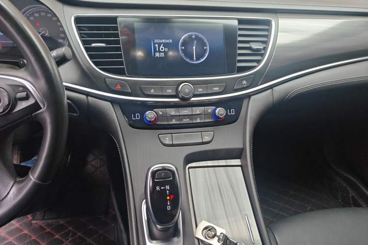 Used Buick LaCrosse 2021 552T Luxury Version Audio And AC Panel
