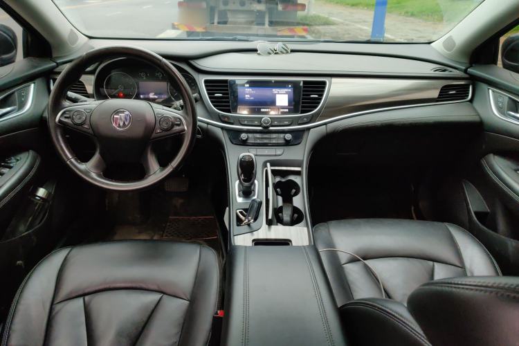 Used Buick LaCrosse 2021 652T Luxury Model Center Console