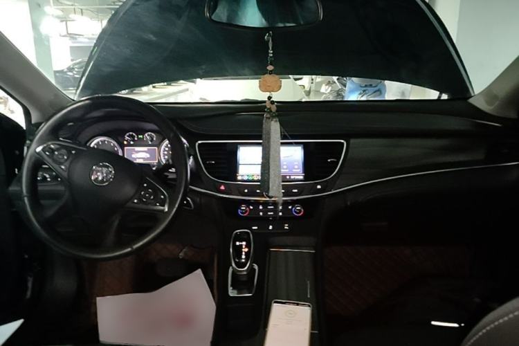 Used Buick LaCrosse 2021 652T Luxury Model Center Console