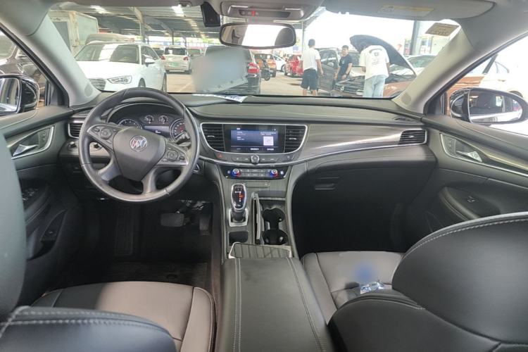 Used Buick LaCrosse 2021 552T Luxury Version Center Console