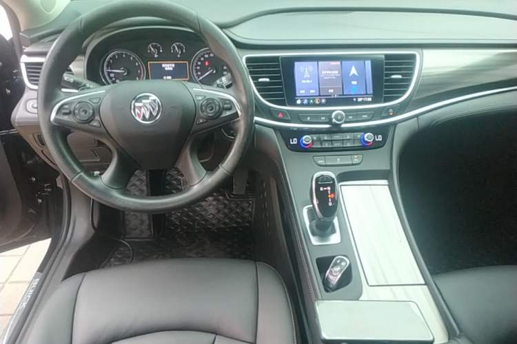 Used Buick LaCrosse 2021 652T Luxury Model Center Console