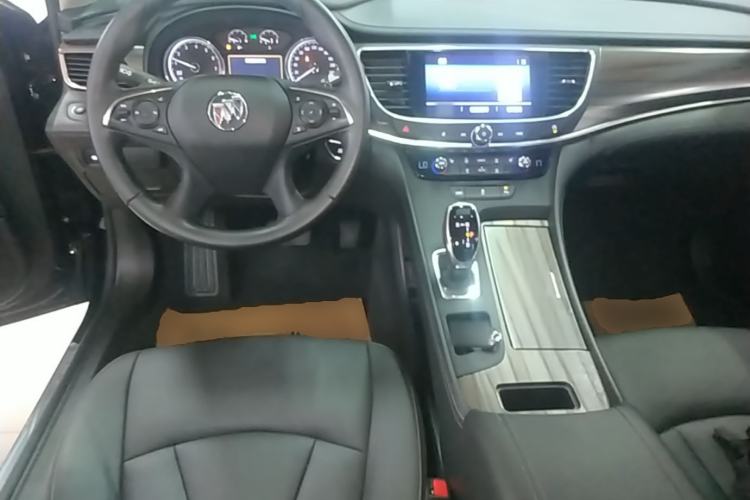 Used Buick LaCrosse 2021 652T Luxury Model Center Console