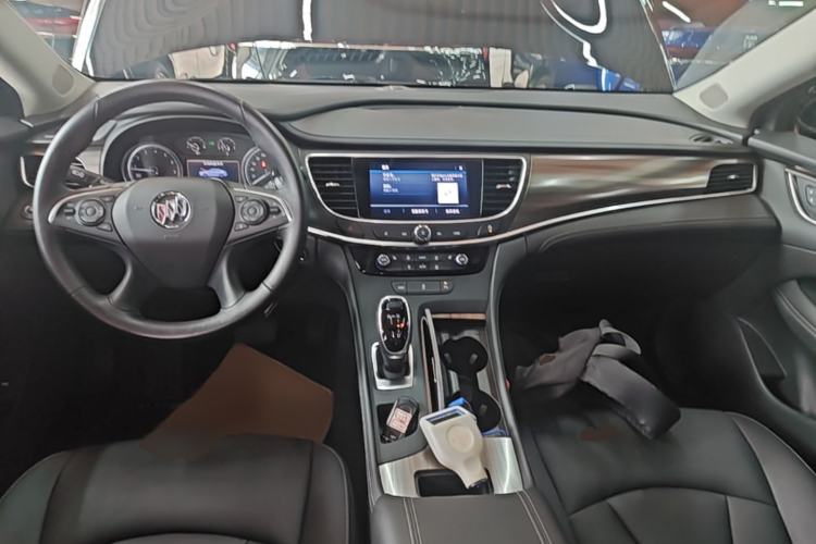 Used Buick LaCrosse 2021 652T Luxury Model Center Console