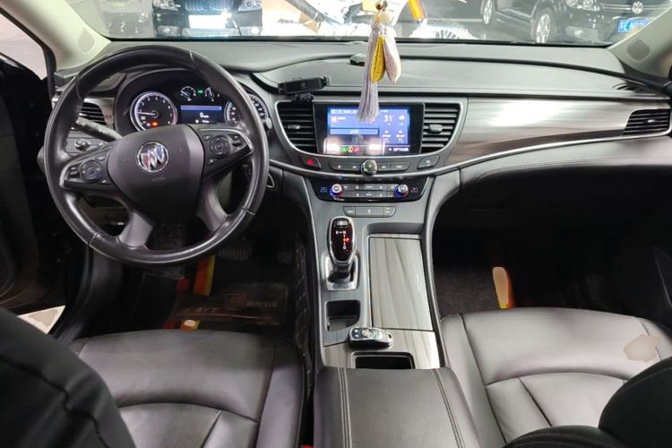 Used Buick LaCrosse 2021 652T Luxury Model Center Console