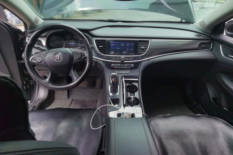Used Buick LaCrosse 2021 652T Luxury Model Center Console