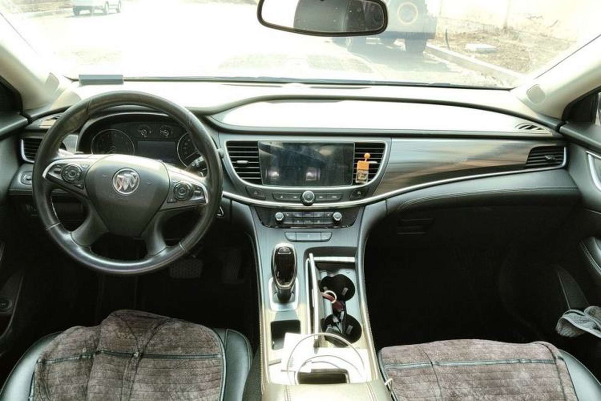 Used Buick LaCrosse 2021 652T Luxury Model Center Console
