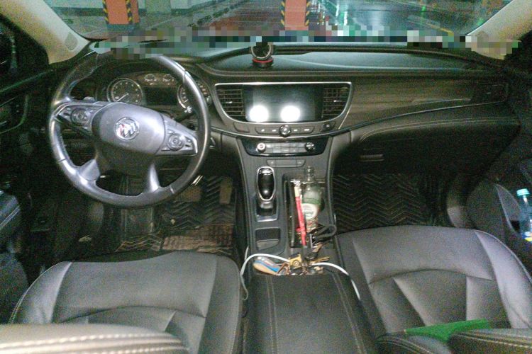 Used Buick LaCrosse 2021 552T Luxury Version Center Console