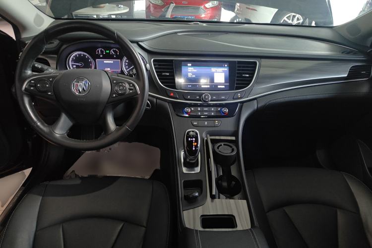 Used Buick LaCrosse 2021 652T Luxury Model Center Console