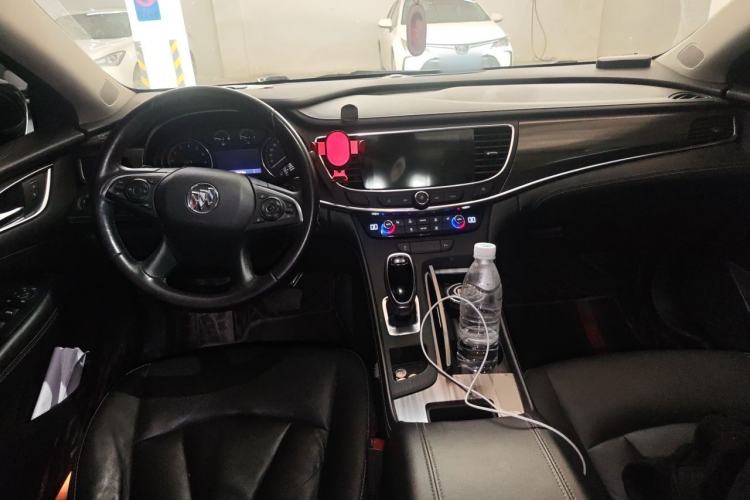 Used Buick LaCrosse 2021 552T Luxury Version Center Console