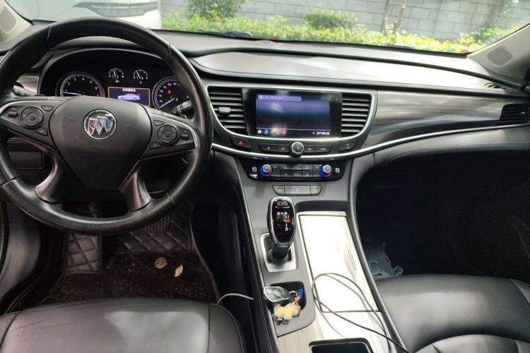 Used Buick LaCrosse 2021 652T Luxury Model Center Console