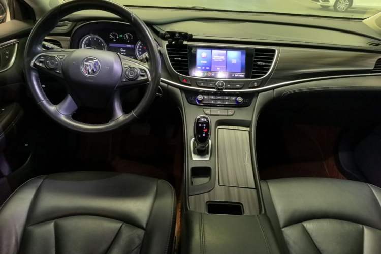 Used Buick LaCrosse 2021 652T Luxury Model Center Console