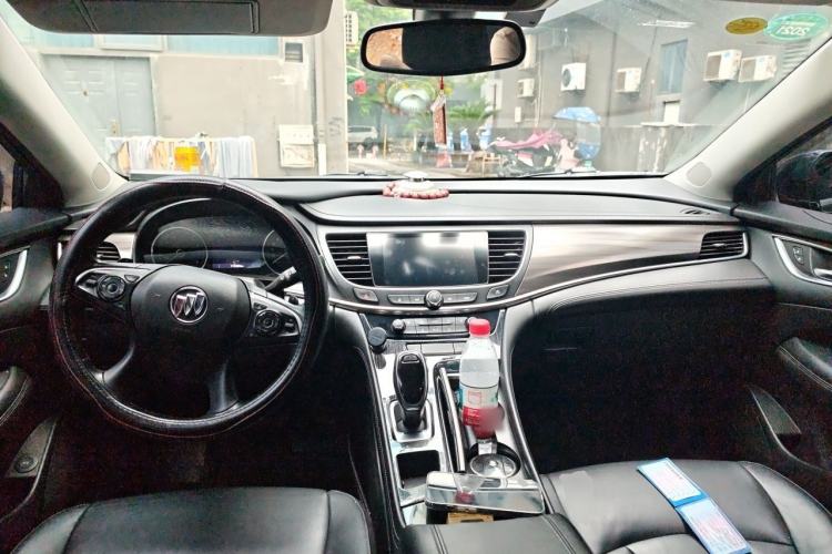 Used Buick LaCrosse 2021 552T Luxury Version Center Console