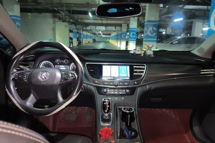 Used Buick LaCrosse 2021 652T Luxury Model Center Console